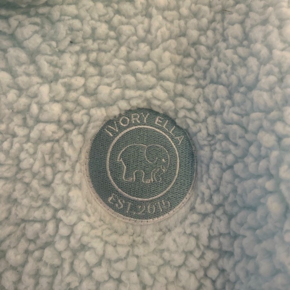 Ivory Ella Sherpa 1/4 Zip Fleece - Picture 4 of 5